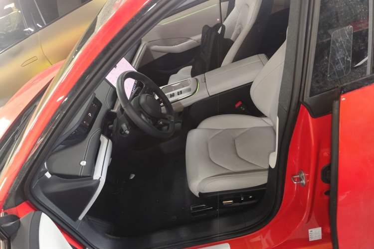 Used Xiaomi Auto SU7 2024 Rear-Drive Long-Range Intelligent Driving Version Left Front Seat