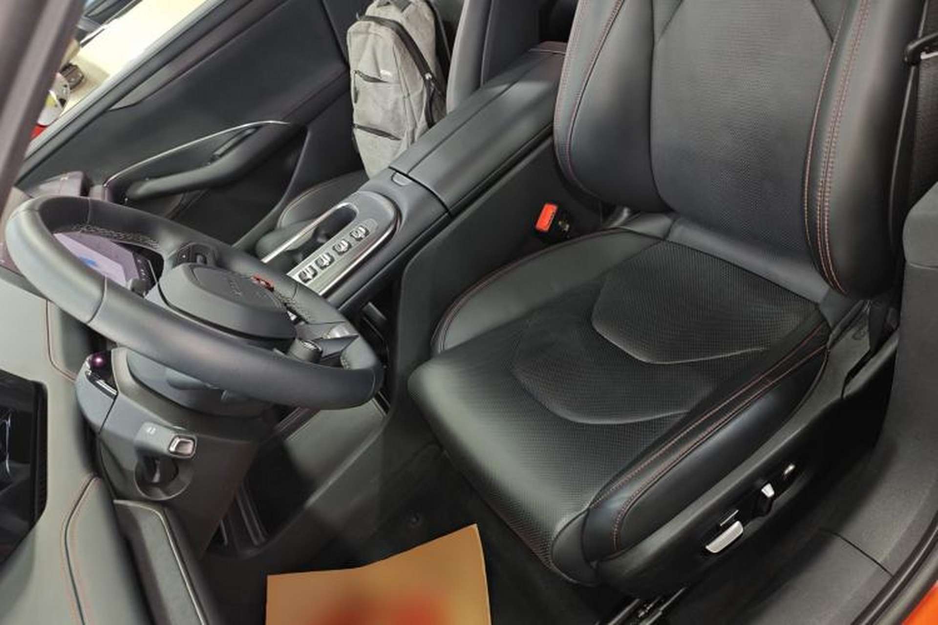 Used Xiaomi Auto SU7 2024 Four-Wheel Drive Ultra-Long Range Advanced Intelligent Driving Max Edition Left Front Seat