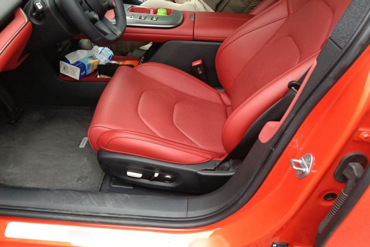 Used Xiaomi Auto SU7 2024 Rear-Drive Long-Range Intelligent Driving Version Left Front Seat