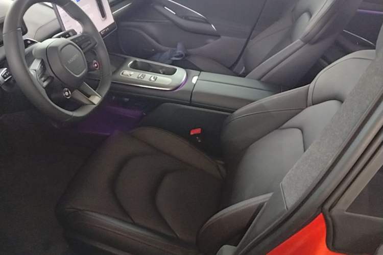 Used Xiaomi Auto SU7 2024 Rear-Drive Ultra-Long Range Advanced Pro-Level Intelligent Driving Version Left Front Seat