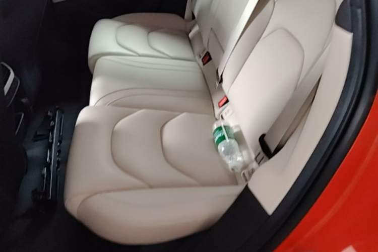Used Xiaomi Auto SU7 2024 Four-Wheel-Drive Max Founder's Edition Left Rear Seat