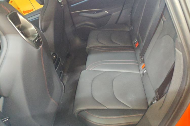 Used Xiaomi Auto SU7 2024 Rear-Drive Ultra-Long Range Advanced Pro-Level Intelligent Driving Version Left Rear Seat
