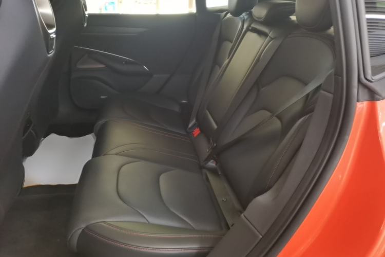 Used Xiaomi Auto SU7 2024 Four-Wheel Drive Ultra-Long Range Advanced Intelligent Driving Max Edition Left Rear Seat