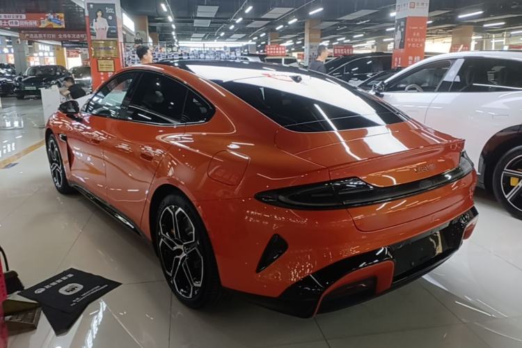 Used Xiaomi Auto SU7 2024 Rear-Drive Long-Range Intelligent Driving Version Rear Left 45 Deg
