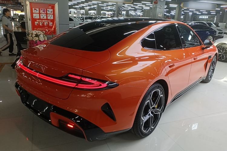 Used Xiaomi Auto SU7 2024 Rear-Drive Long-Range Intelligent Driving Version Rear Right 45 Deg
