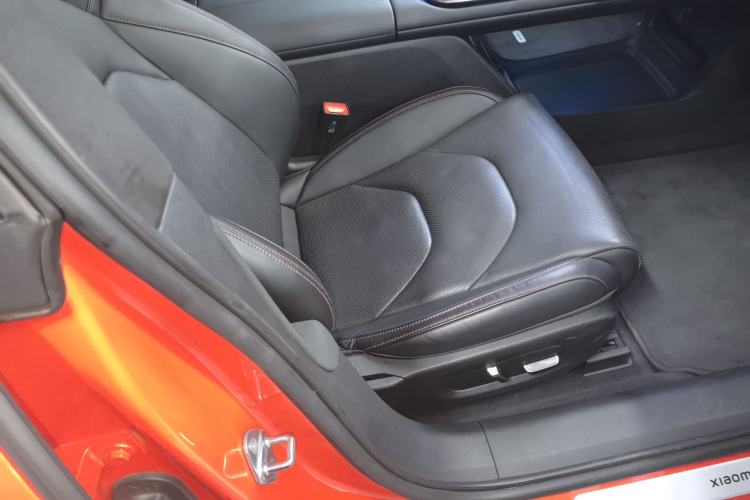 Used Xiaomi Auto SU7 2024 Four-Wheel Drive Ultra-Long Range Advanced Intelligent Driving Max Edition Right Front Seat
