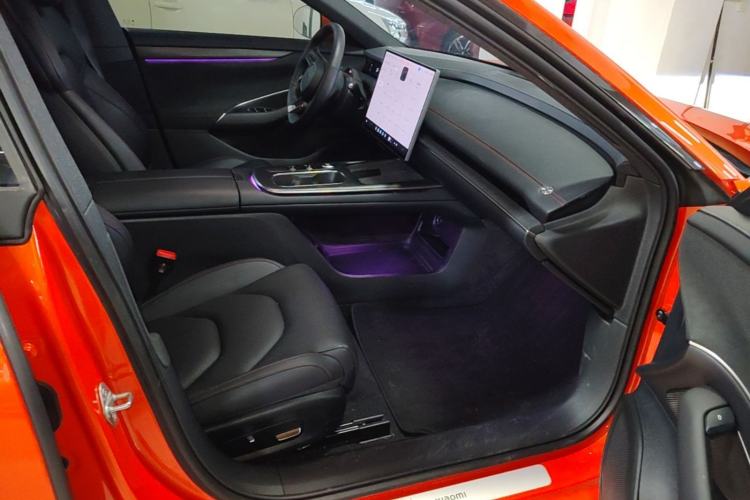 Used Xiaomi Auto SU7 2024 Rear-Drive Ultra-Long Range Advanced Pro-Level Intelligent Driving Version Right Front Seat