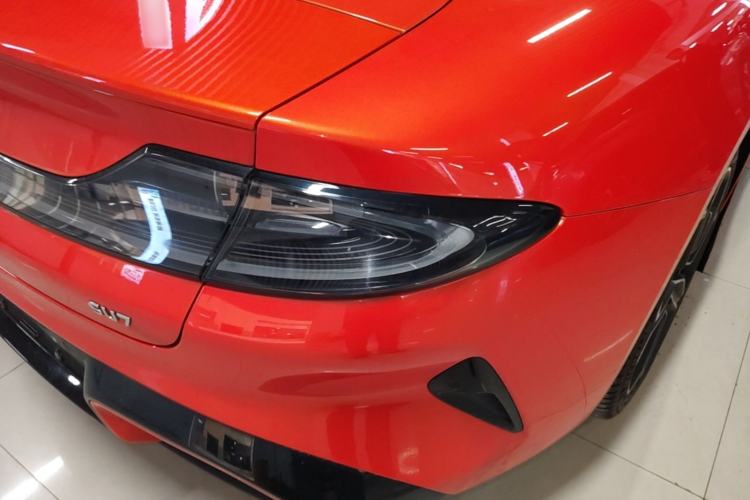 Used Xiaomi Auto SU7 2024 Rear-Drive Ultra-Long Range Advanced Pro-Level Intelligent Driving Version Right Rear Taillight