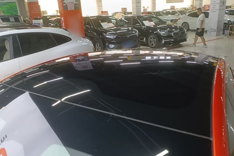Used Xiaomi Auto SU7 2024 Rear-Drive Long-Range Intelligent Driving Version Roof