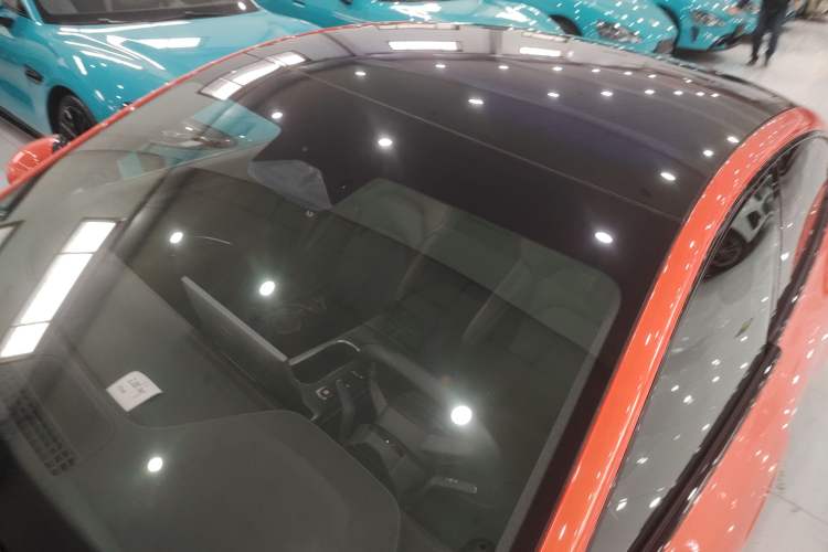 Used Xiaomi Auto SU7 2024 Rear-Drive Long-Range Intelligent Driving Version Roof