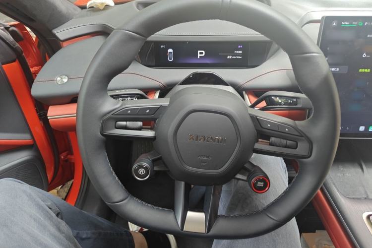 Used Xiaomi Auto SU7 2024 Four-Wheel Drive Ultra-Long Range Advanced Intelligent Driving Max Edition Steering Wheel