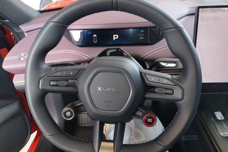 Used Xiaomi Auto SU7 2024 Rear-Drive Ultra-Long Range Advanced Pro-Level Intelligent Driving Version Steering Wheel