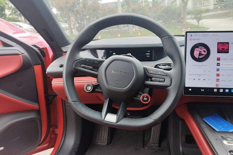 Used Xiaomi Auto SU7 2024 Rear-Drive Ultra-Long Range Advanced Pro-Level Intelligent Driving Version Steering Wheel