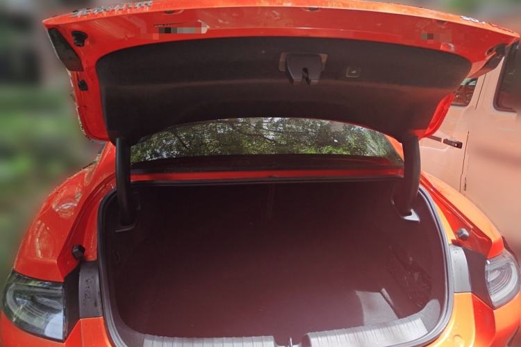Used Xiaomi Auto SU7 2024 Four-Wheel Drive Ultra-Long Range Advanced Intelligent Driving Max Edition Trunk