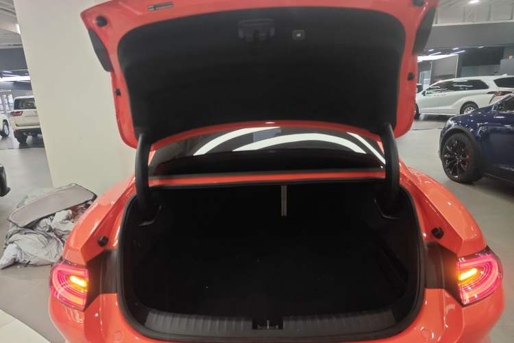 Used Xiaomi Auto SU7 2024 Rear-Drive Ultra-Long Range Advanced Pro-Level Intelligent Driving Version Trunk