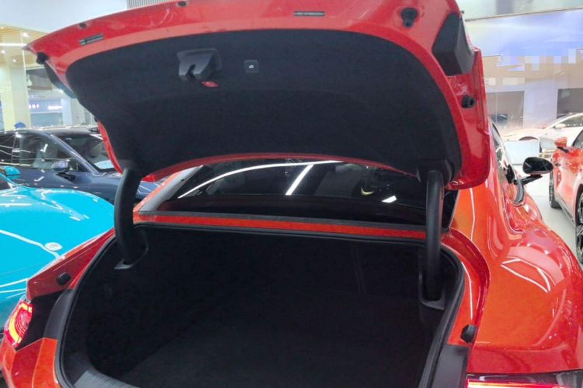 Used Xiaomi Auto SU7 2024 Rear-Drive Long-Range Intelligent Driving Version Trunk