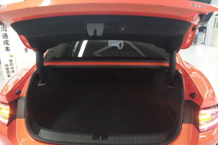 Used Xiaomi Auto SU7 2024 Rear-Drive Ultra-Long Range Advanced Pro-Level Intelligent Driving Version Trunk