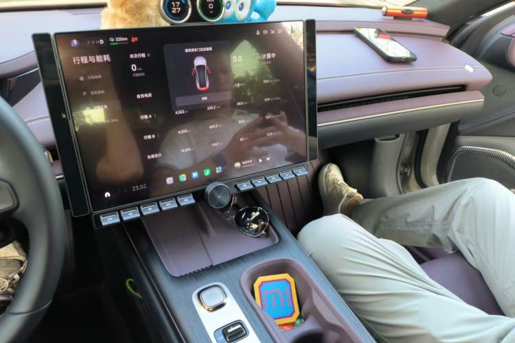 Used Xiaomi Auto SU7 2024 Rear-Drive Long-Range Intelligent Driving Version Audio And AC Panel