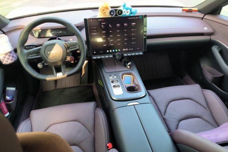 Used Xiaomi Auto SU7 2024 Rear-Drive Long-Range Intelligent Driving Version Center Console