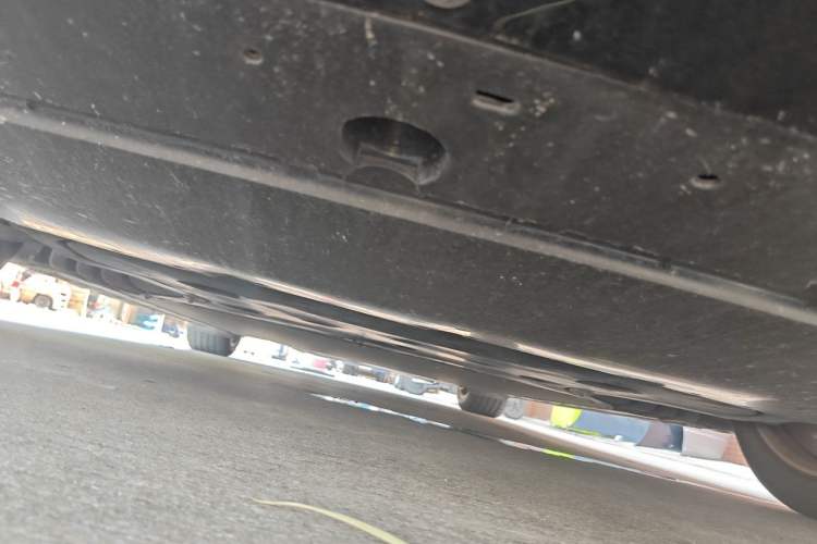 Used Xiaomi Auto SU7 2024 Four-Wheel Drive Ultra-Long Range Advanced Intelligent Driving Max Edition Chassis Front