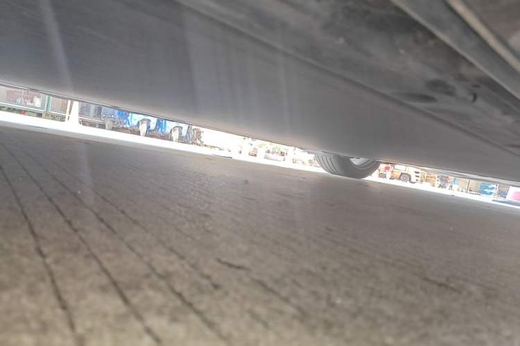 Used Xiaomi Auto SU7 2024 Four-Wheel Drive Ultra-Long Range Advanced Intelligent Driving Max Edition Chassis Front Left