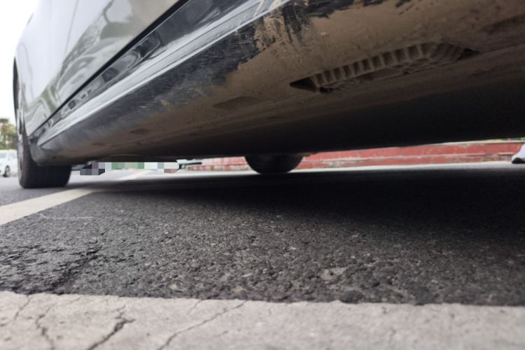 Used Xiaomi Auto SU7 2024 Rear-Drive Ultra-Long Range Advanced Pro-Level Intelligent Driving Version Chassis Front Right