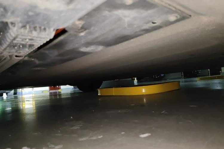 Used Xiaomi Auto SU7 2024 Rear-Drive Standard Founder Edition Chassis Rear Left
