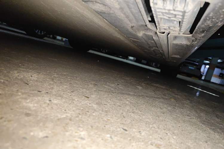 Used Xiaomi Auto SU7 2024 Four-Wheel Drive Ultra-Long Range Advanced Intelligent Driving Max Edition Chassis Rear Right