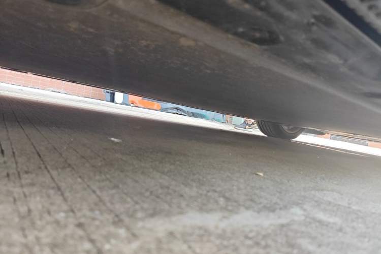 Used Xiaomi Auto SU7 2024 Four-Wheel Drive Ultra-Long Range Advanced Intelligent Driving Max Edition Chassis Rear Right