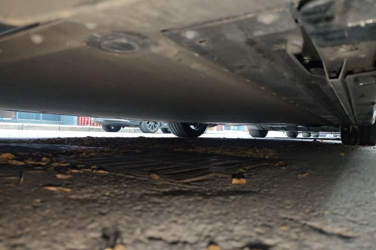 Used Xiaomi Auto SU7 2024 Rear-Drive Ultra-Long Range Advanced Pro-Level Intelligent Driving Version Chassis Rear Right