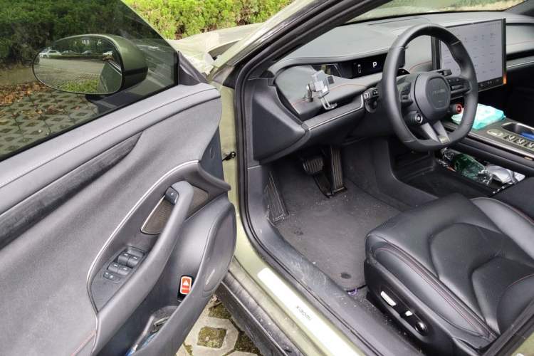 Used Xiaomi Auto SU7 2024 Rear-Drive Ultra-Long Range Advanced Pro-Level Intelligent Driving Version Driver Seat