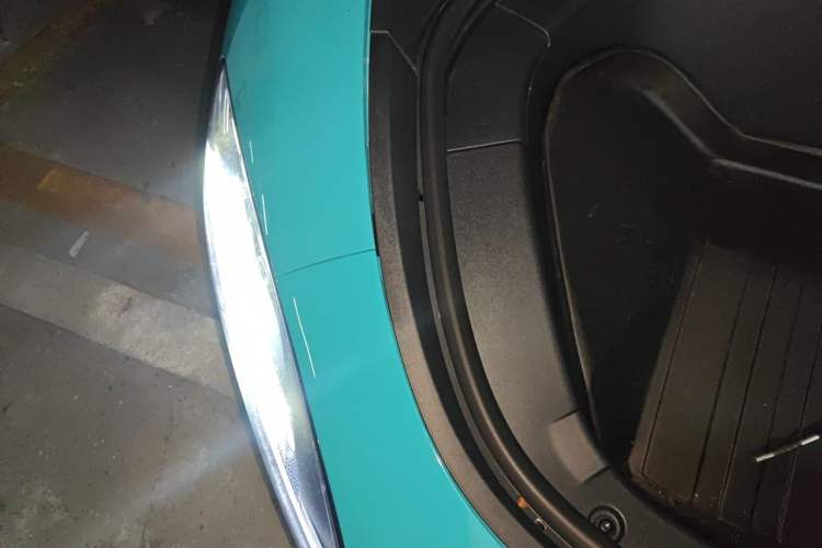 Used Xiaomi Auto SU7 2024 Four-Wheel Drive Ultra-Long Range Advanced Intelligent Driving Max Edition Engine Bay Right