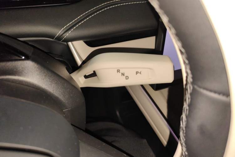Used Xiaomi Auto SU7 2024 Rear-Drive Long-Range Intelligent Driving Version Gear Lever
