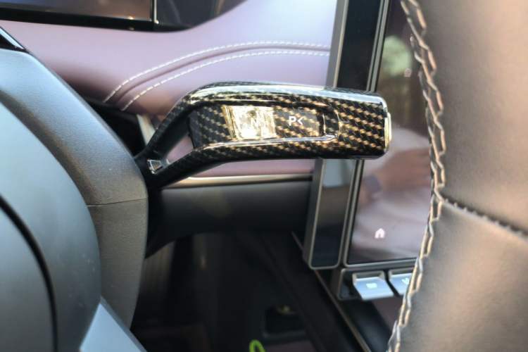 Used Xiaomi Auto SU7 2024 Rear-Drive Long-Range Intelligent Driving Version Gear Lever