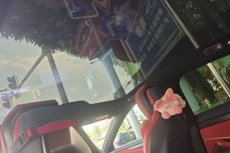Used Xiaomi Auto SU7 2024 Four-Wheel Drive Ultra-Long Range Advanced Intelligent Driving Max Edition Headliner