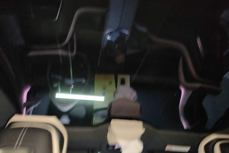 Used Xiaomi Auto SU7 2024 Rear-Drive Long-Range Intelligent Driving Version Headliner