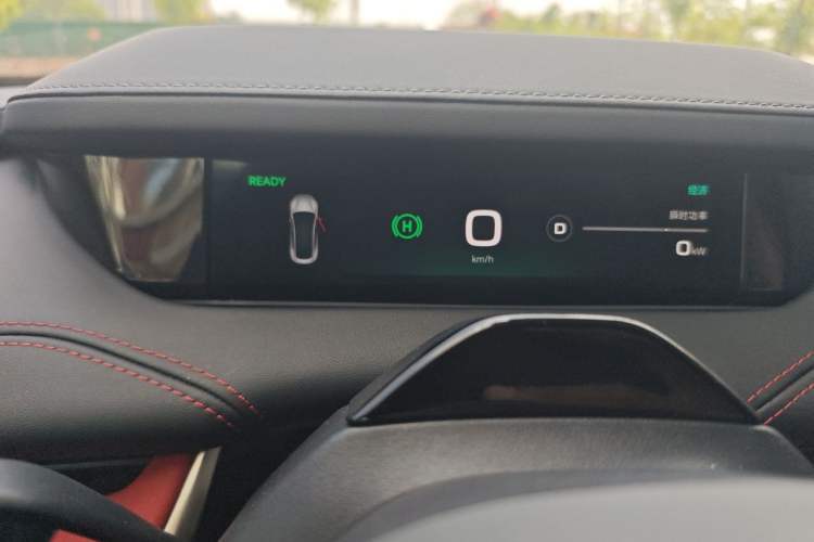Used Xiaomi Auto SU7 2024 Four-Wheel Drive Ultra-Long Range Advanced Intelligent Driving Max Edition Instrument Cluster