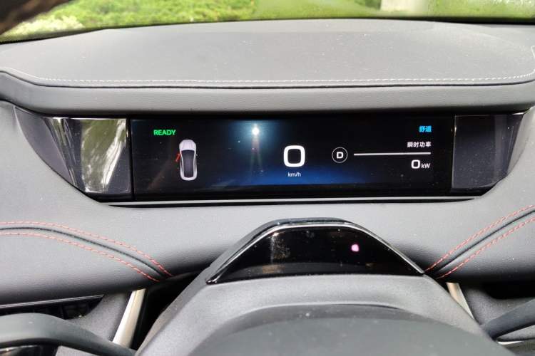 Used Xiaomi Auto SU7 2024 Rear-Drive Ultra-Long Range Advanced Pro-Level Intelligent Driving Version Instrument Cluster