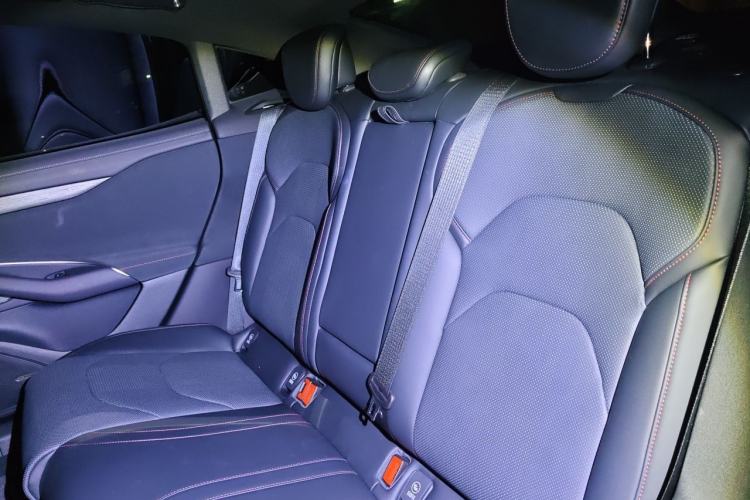 Used Xiaomi Auto SU7 2024 Rear-Drive Standard Founder Edition Left Rear Seat