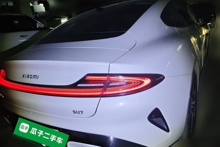 Used Xiaomi Auto SU7 2024 Rear-Drive Standard Founder Edition Rear Right 45 Deg