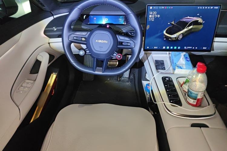 Used Xiaomi Auto SU7 2024 Four-Wheel Drive Ultra-Long Range Advanced Intelligent Driving Max Edition Steering Wheel