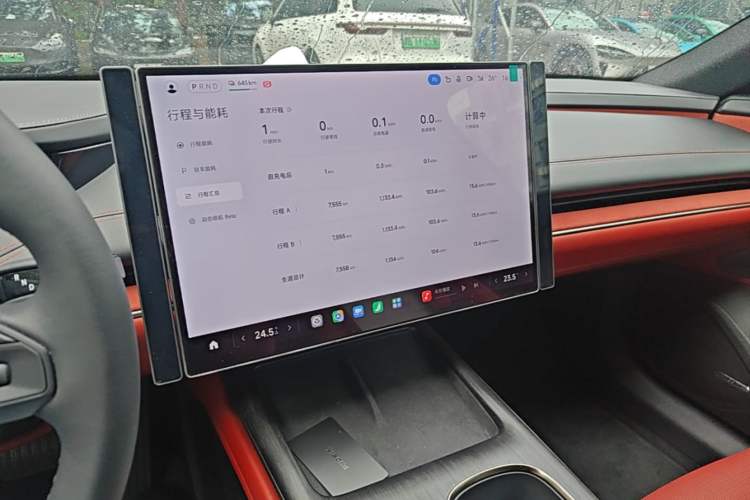 Used Xiaomi Auto SU7 2024 Rear-Drive Ultra-Long Range Advanced Pro-Level Intelligent Driving Version Audio And AC Panel