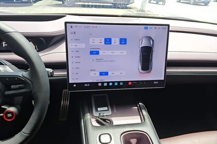 Used Xiaomi Auto SU7 2024 Four-Wheel Drive Ultra-Long Range Advanced Intelligent Driving Max Edition Audio And AC Panel