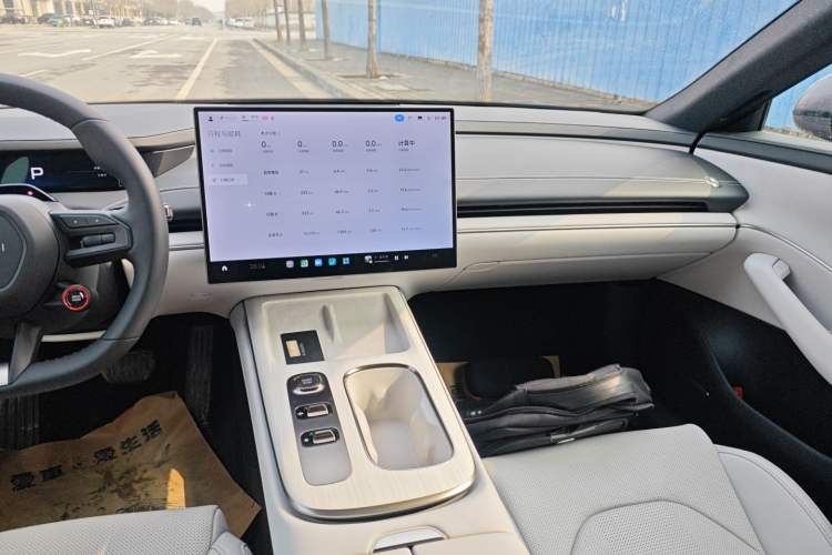 Used Xiaomi Auto SU7 2024 Rear-Drive Long-Range Intelligent Driving Version Audio And AC Panel