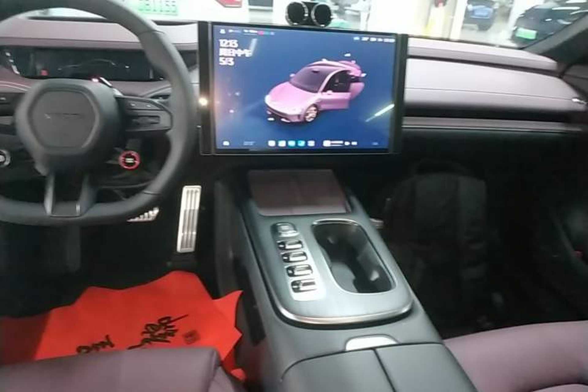 Used Xiaomi Auto SU7 2024 Four-Wheel Drive Ultra-Long Range Advanced Intelligent Driving Max Edition Audio And AC Panel
