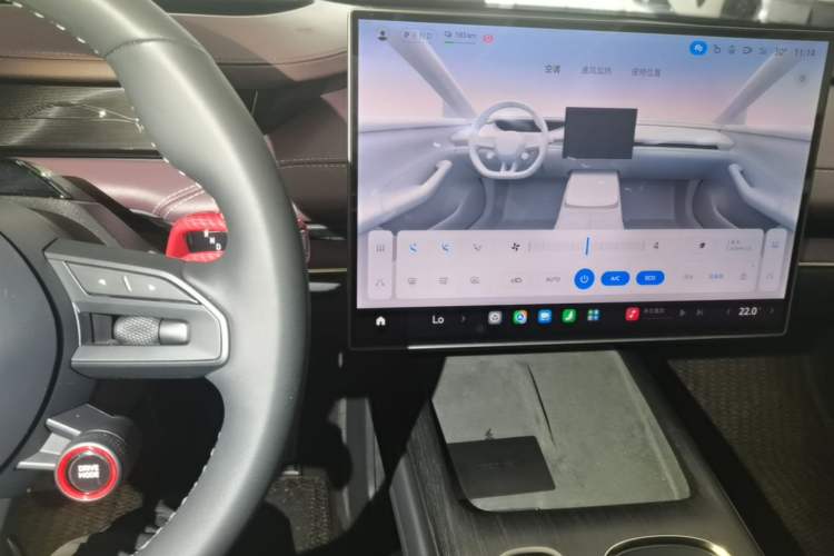 Used Xiaomi Auto SU7 2024 Four-Wheel Drive Ultra-Long Range Advanced Intelligent Driving Max Edition Audio And AC Panel