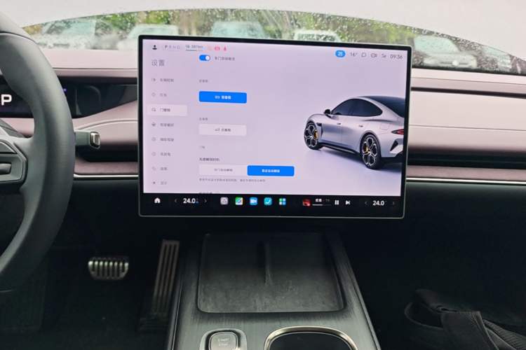 Used Xiaomi Auto SU7 2024 Four-Wheel Drive Ultra-Long Range Advanced Intelligent Driving Max Edition Audio And AC Panel