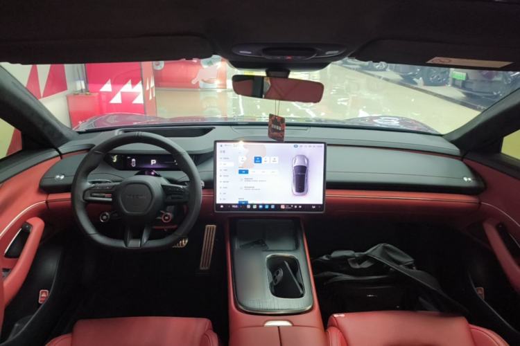 Used Xiaomi Auto SU7 2024 Four-Wheel Drive Ultra-Long Range Advanced Intelligent Driving Max Edition Center Console