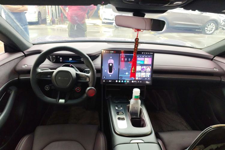 Used Xiaomi Auto SU7 2024 Rear-Drive Ultra-Long Range Advanced Pro-Level Intelligent Driving Version Center Console