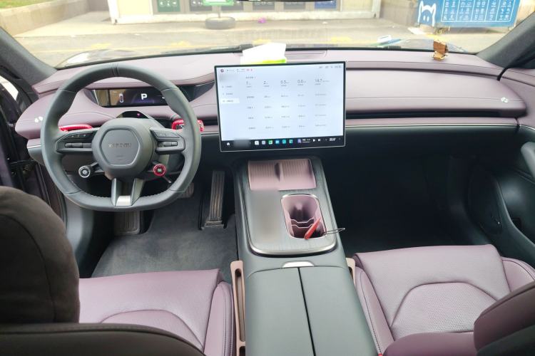 Used Xiaomi Auto SU7 2024 Rear-Drive Ultra-Long Range Advanced Pro-Level Intelligent Driving Version Center Console
